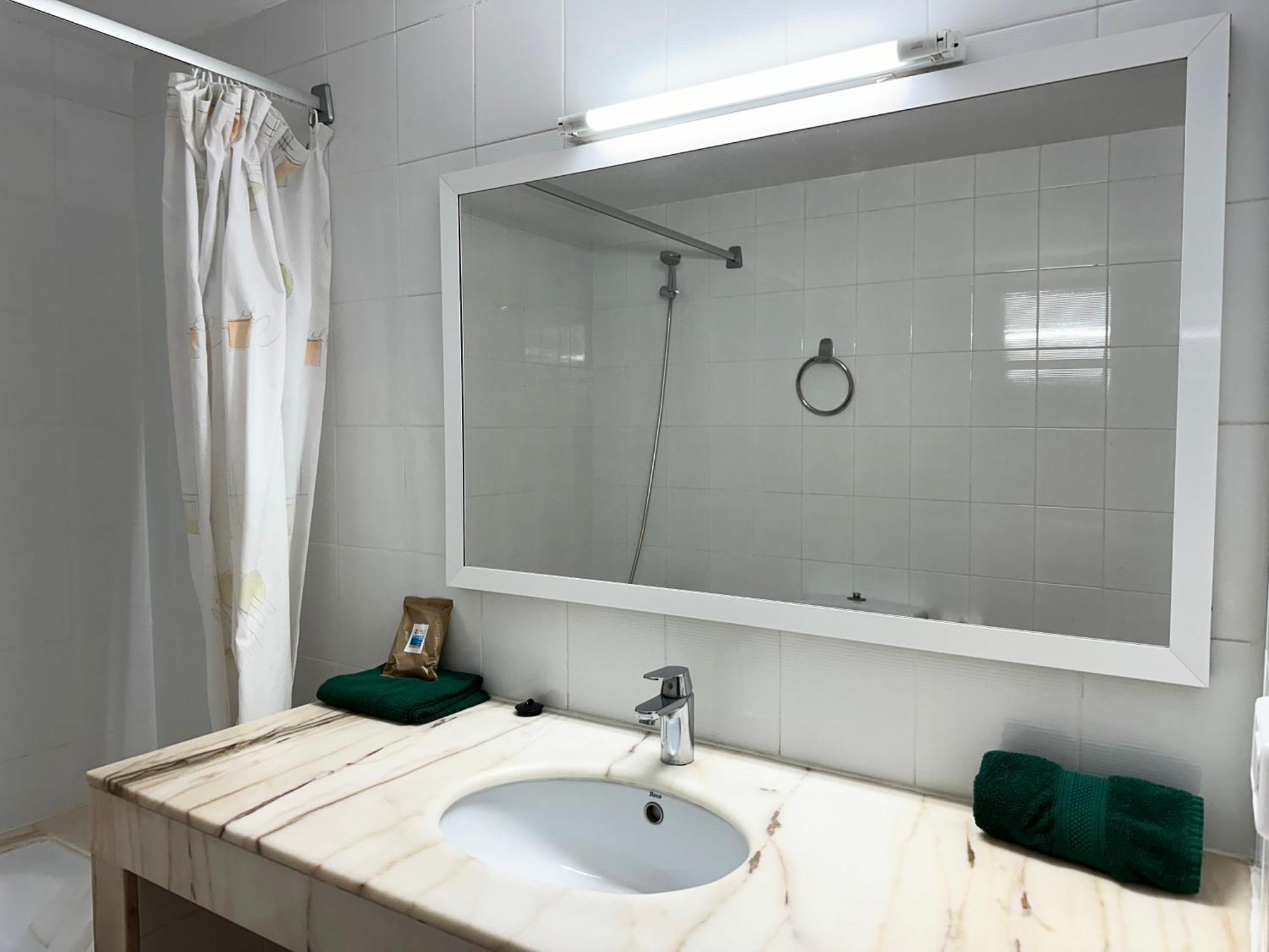 Apartaments Golf Mar 帕尔斯 外观 照片