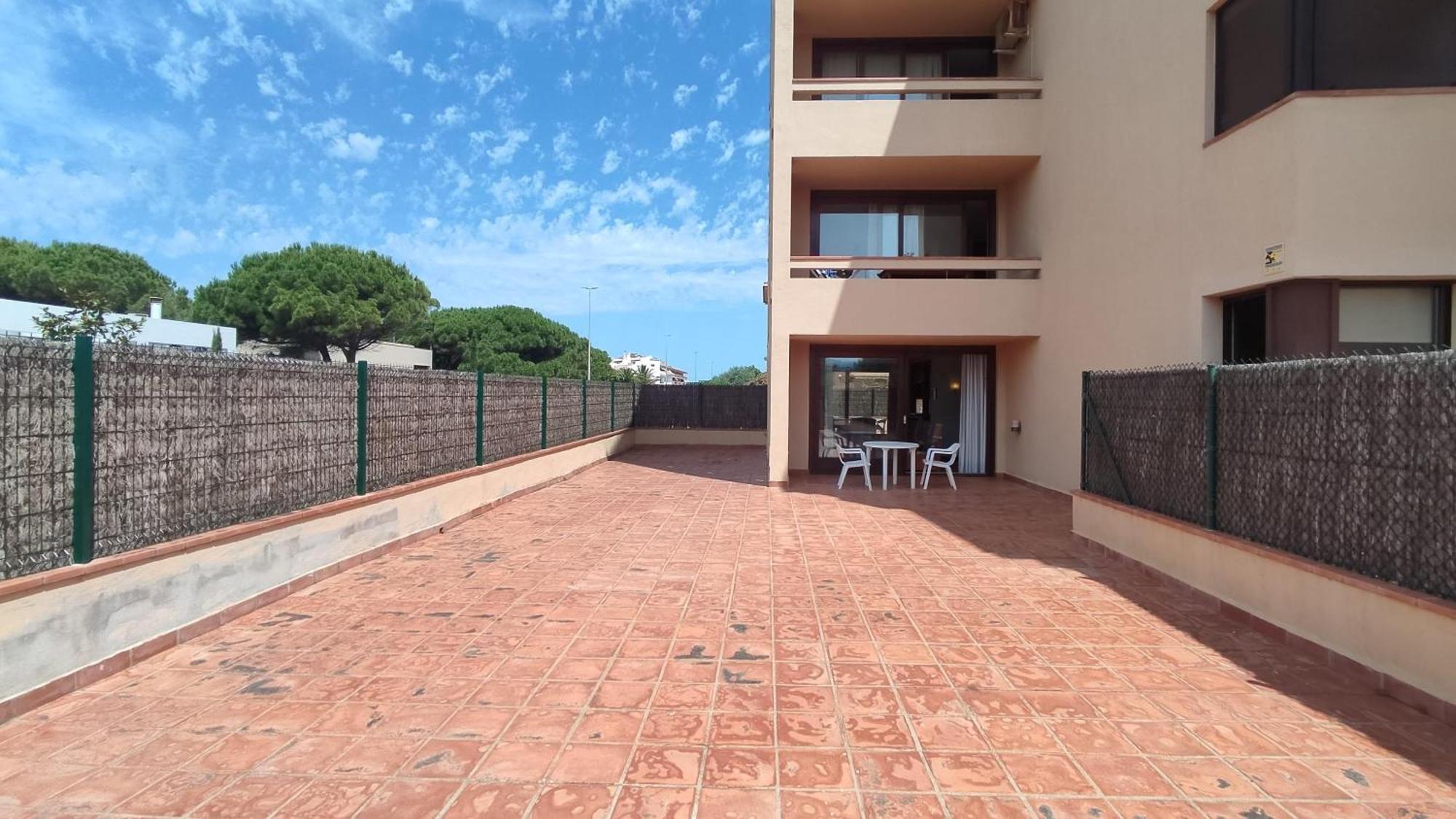 Apartaments Golf Mar 帕尔斯 外观 照片
